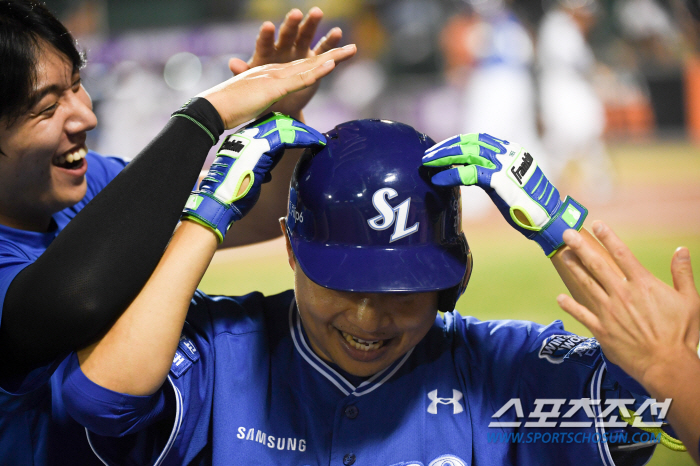 'Who sent a heart to Park Byung-ho?' Wontaein is so into home runs...Samsung's atmosphere is hot