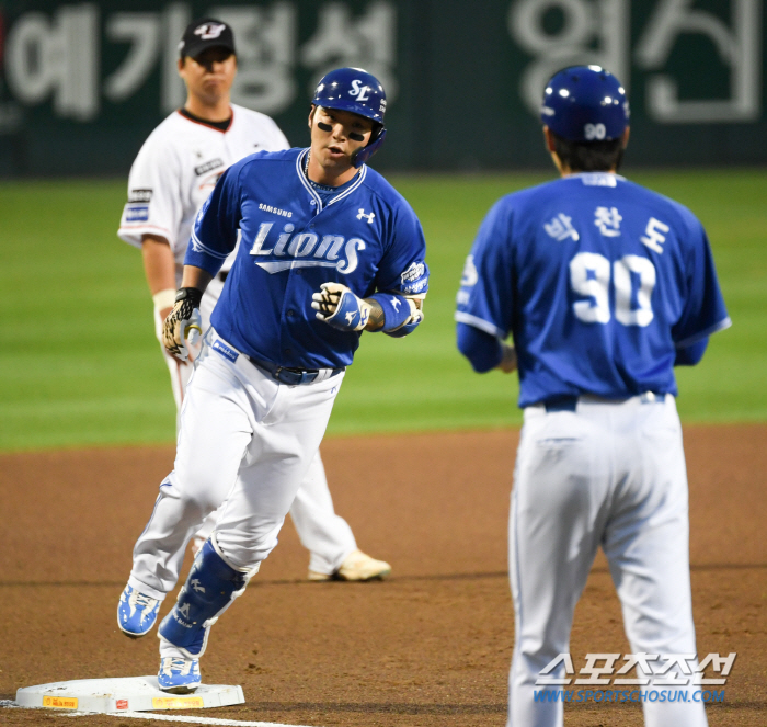 'Who sent a heart to Park Byung-ho?' Wontaein is so into home runs...Samsung's atmosphere is hot