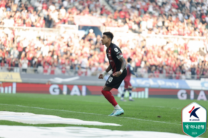 'Lingard - Kim Hyunwook's Dooly Ceremony, General → Puppy!'...'Stork Magic' Daejeon overpowered Seoul 3-2 after a five-goal slugfest...a six-game unbeaten streak