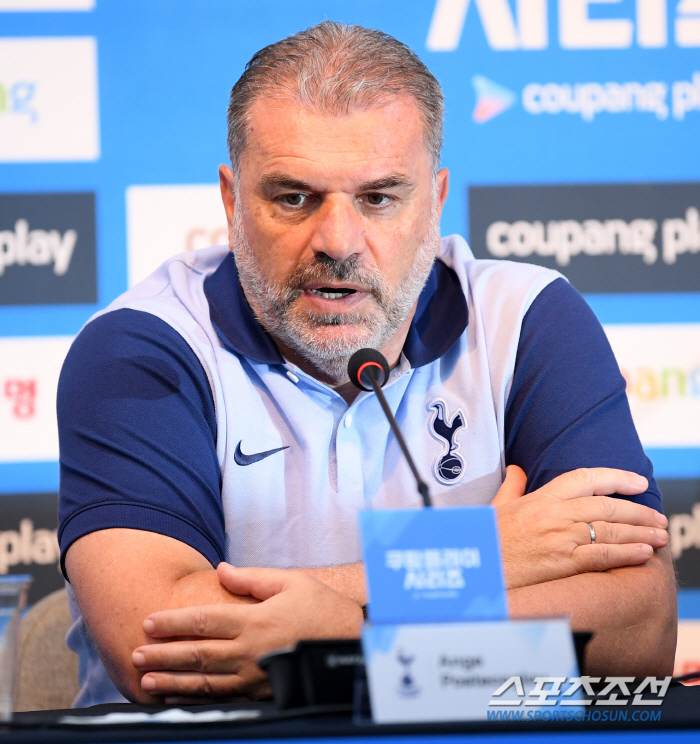 Tottenham manager's shocking remarks, 'Racism Victim'Not Son Heung-min'Hurt' Bentancourt's strong defense...'Everyone makes mistakes. Bentancourt is a good man, so you have to give him a chance to atone for it.'