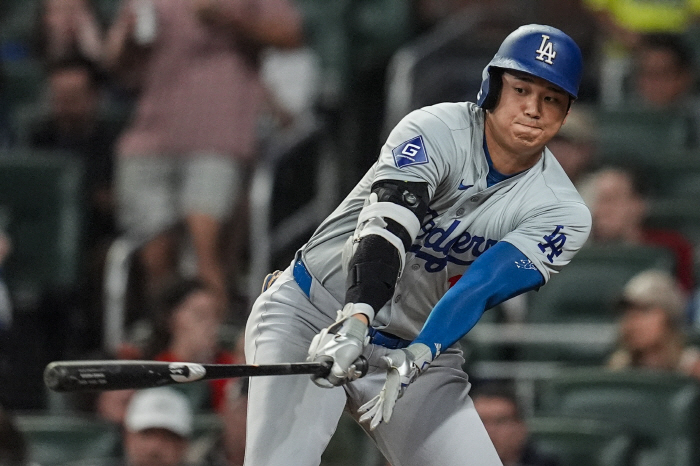 Two powerful swings and misses, 'No hit for four' Ohtani takes a moment to catch his breath...'50-50 Probability 79.4%' FanGraphs