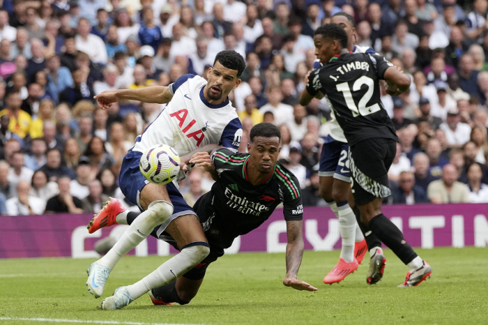 Son Heung-min's shock 'Shooting 1 time'Zero presence...Tottenham's disastrous 2nd consecutive defeat, 0-1 defeat to Arsenal in the North London derby → 13th place fall