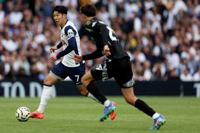 Even Son Heung-min shook his head...Tottenham lost 0-1 to Arsenal in vain → SON harsh criticism '5 points'