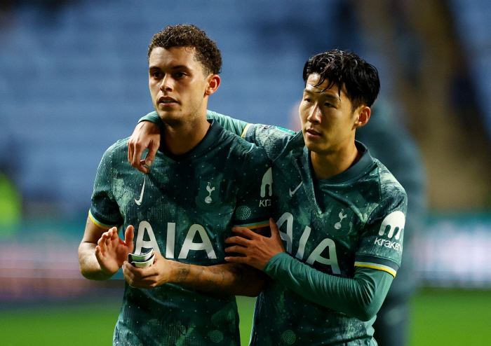 'Early elimination crisis instead of getting out of the closet''SON puts in late and explodes the anger of fans'→'28 minutes fire  0 shoot'...Tottenham come from behind to win 2-1 against Coventry