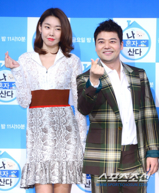 'Next Guest  Him' Han Hye-jin and Jeon Hyun-moo'Should we film 'Transition Dating'''So cool'