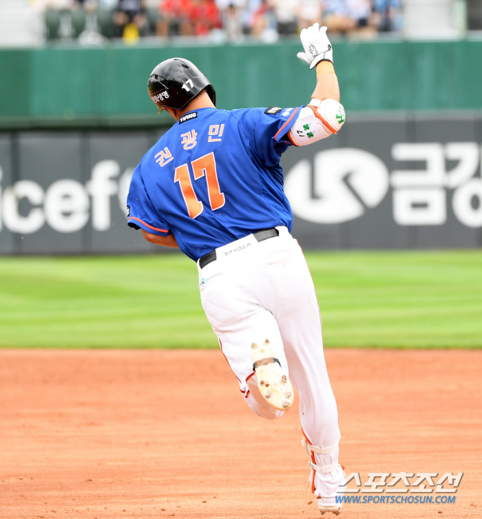 Ryu Hyun-jin hit the bases-loaded gun, but NC lost to Hanwha 'PS is on the verge of elimination' 