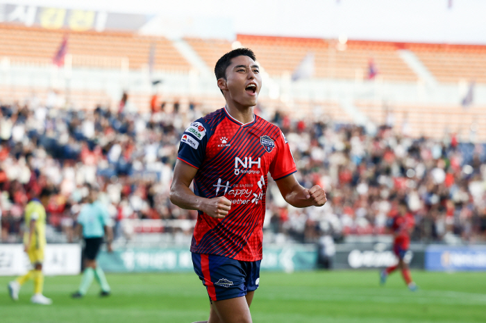 Managing director Kim Cheon will avenge the match against Suwon FC with Lee Dong-joon's 'debut goal' confirmed to go to Final A