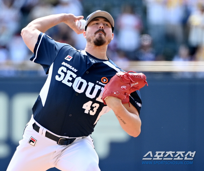 'I kept third place.' 'Jun PO Magic Number 1'. Megatwinspo LG won 9-5. Doosan is now in fourth place, too. 