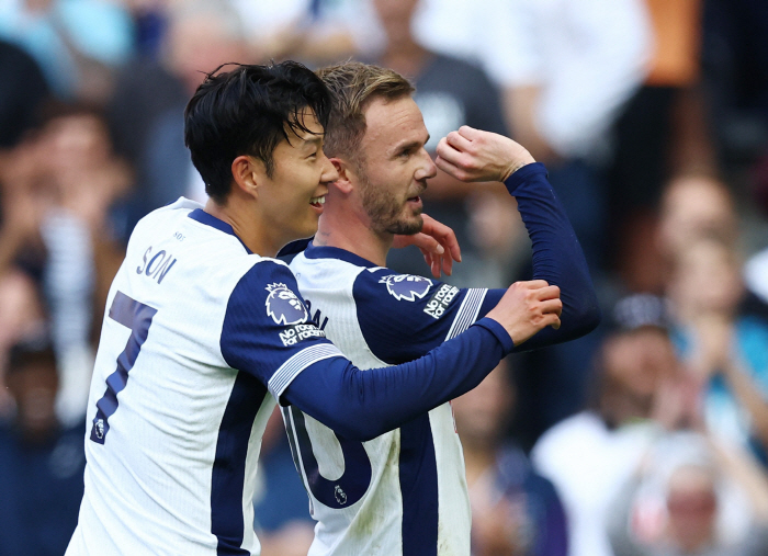 I wrote history again! Son Heung-min ranks 18th in EPL's total assistance...Tottenham's greatest help ever was 'Just two steps'