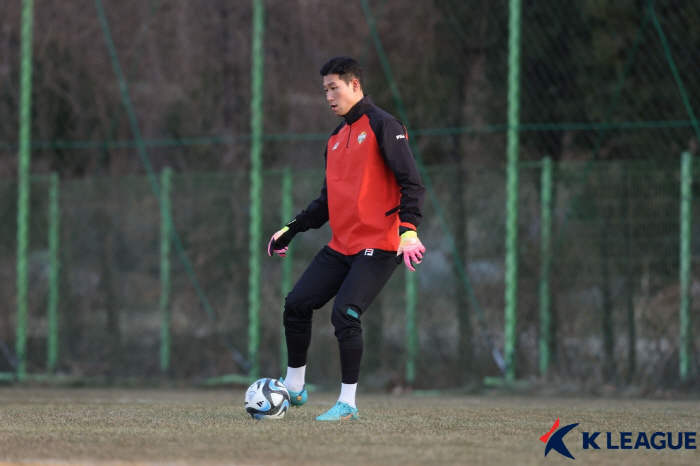 'Desperate to rebound' Pohang-Gangwon returns to Auberdan by changing the main GK side by side as promised