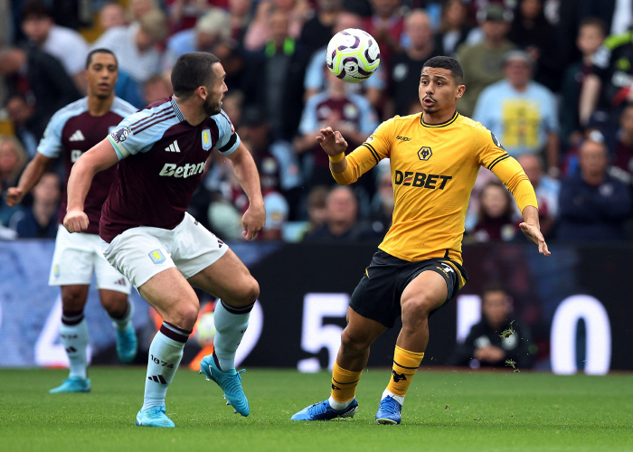 'Worst player of the season'Hwang Hee-chan is deprived of even the opportunity →'Shocking Out'...Wolverhampton came from behind to lose 1-3 against Aston Villa