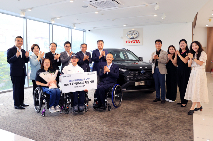 'I feel great pride' Paris Paralympic MVP Park Jin-ho is thrilled with Toyota's latest hybrid SUV gift