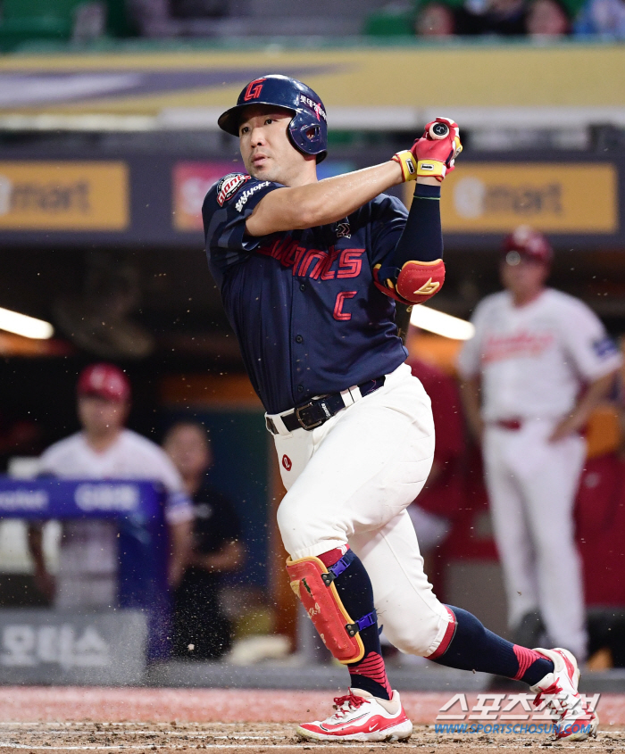 Jeon Jun-woo 3,000 hits → Yoon Dong-hee's come-from-behind hit'Thrilling reversal in the 9th inning'Lotte saved PS's hope! Seizing Hanwha and retaking 7th place 