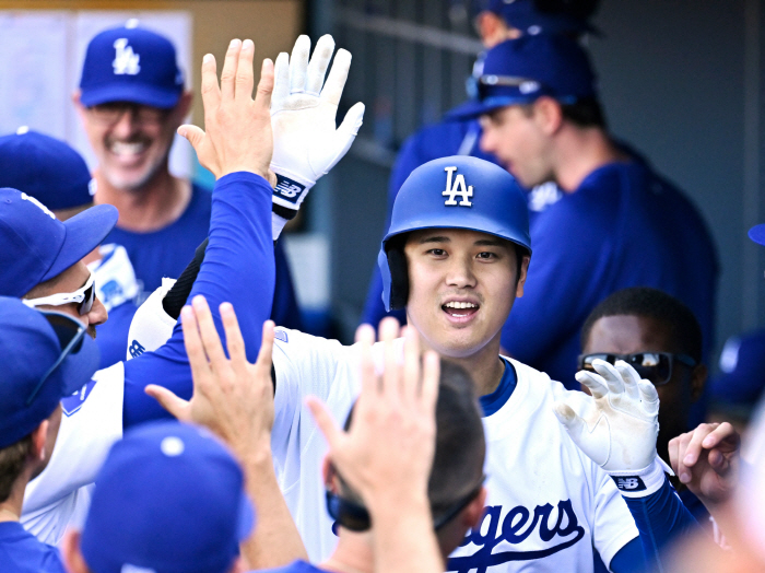 A milestone that disappeared past the 'drug era' is revived by Ohtani after 23 years...The unanimous MVP is clearer