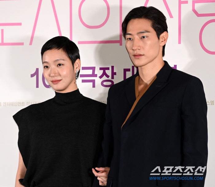  Kim Goeun and Roh Sanghyun, the brilliant visual couple