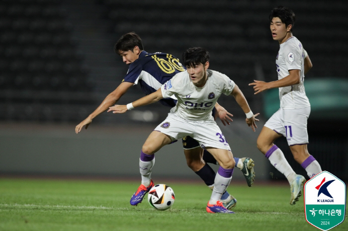 Lee In-jae's winning goal. E-Land won 1-0 over Anyang..6 points from the lead 'I see promotion'