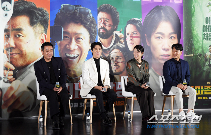  Films full of laughter 'Amazon Hwal Myung-soo' at the production briefing session