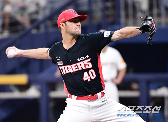 'Must play in KS' A loyal foreigner bites his mouthpiece and throws a second bullpen pitcher'passing point'KS' mound is becoming more and more reality