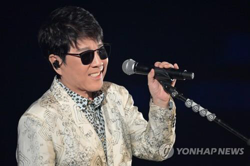  'Return of the Singer' Cho Yong-pil makes a full-length comeback after 11 years since his release on Oct. 22 '20'