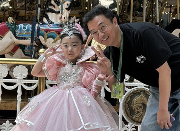 Lee Ji-hye 'Two daughters with princess disease'Mother 'Tary, she's proud because she's a princess'