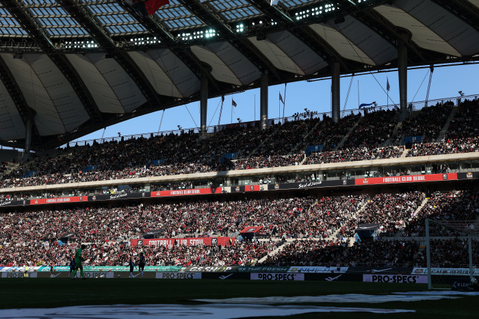 'Heung-haeng tailwind'The average crowd of 10,000 people exceeded 2 million among the minimum paid spectators in K League 1 history