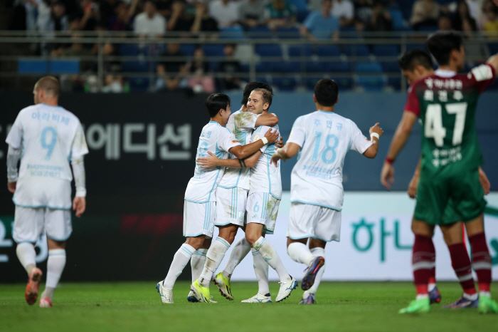 'Killer'Jo Min-gyu's silence → PK concession' Ulsan firmly protects its 1-0 victory over Daejeon