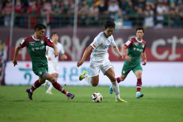 'Killer'Jo Min-gyu's silence → PK concession' Ulsan firmly protects its 1-0 victory over Daejeon