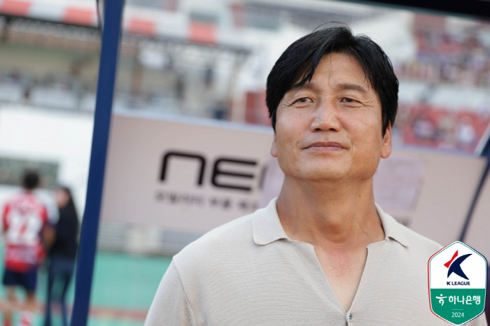  Director Lee Jung-hyo's remarks 'Is the World Cup important? Renovation, it's much better to take this opportunity to rip it all open and fix it.'