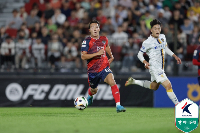 'Lee Dong-joon injury → Lee Dong-kyung net goal'Kim Cheon Sang-soo, Gwangju 2-0 and 3 consecutive wins'Jeon Jin-woo winning goal'Jeon Jin-woo overwhelms 2-1 Jeju (Roundup)