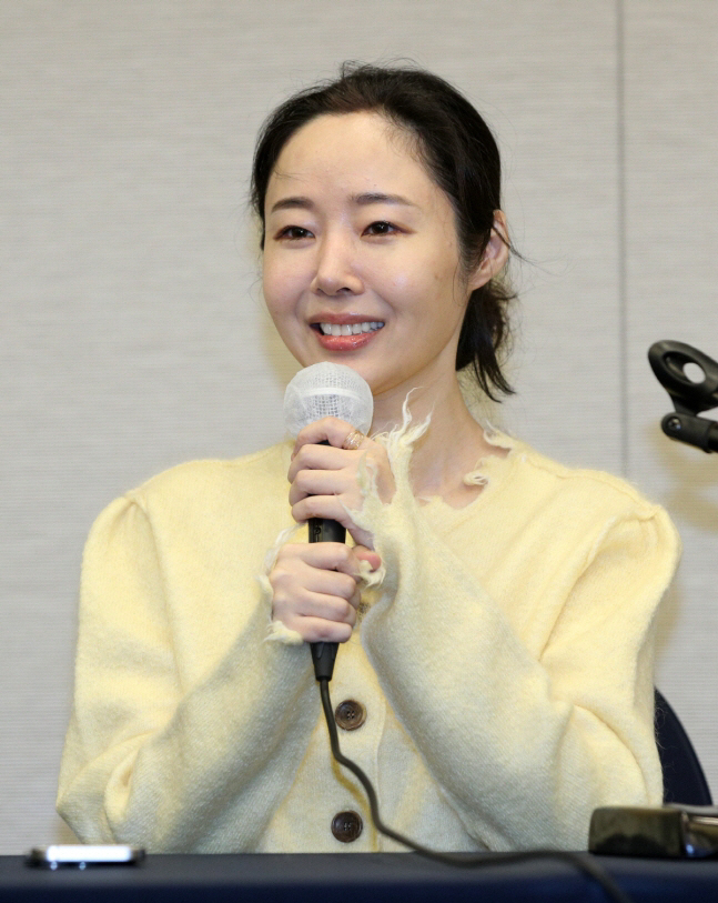 Min Hee-jin Defends Innocence Amid Employee A's Allegations of Harassment Cover-up