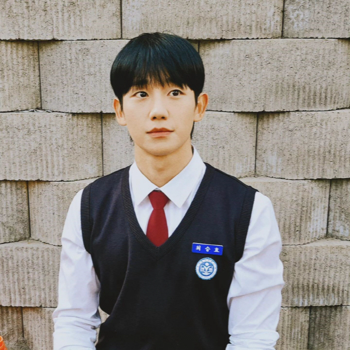 Jeong Hae-in, 36-year-old's amazing ability to pull off school uniforms...I thought you were a 17-year-old high school student