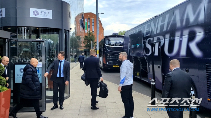 'Son Heungmin is not here!' Son Heung-min is absent on Tottenham's way to work! Manchester United will likely miss the match