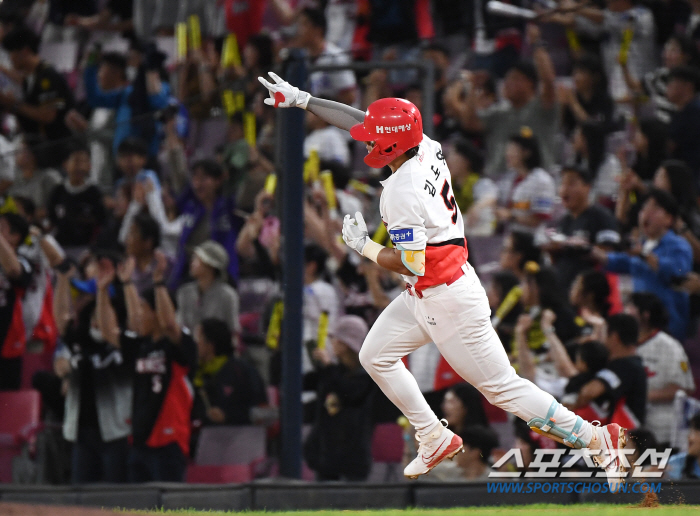 'It's a good speed to hit an average 143km home run...' Kim Do-young's 40-40 club final challenge begins. The expected home run innings are in the 1st and 5th innings 