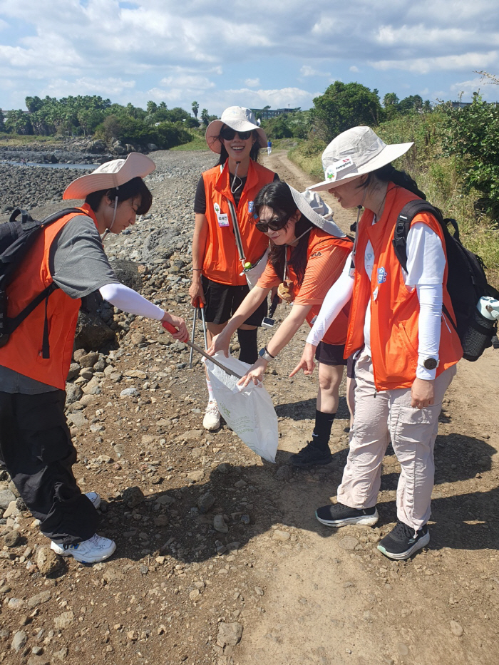 Kwangdong Pharmaceutical Co., Ltd., Jeju Environmental Purification Project 'JuMengDormeng'4th Stage