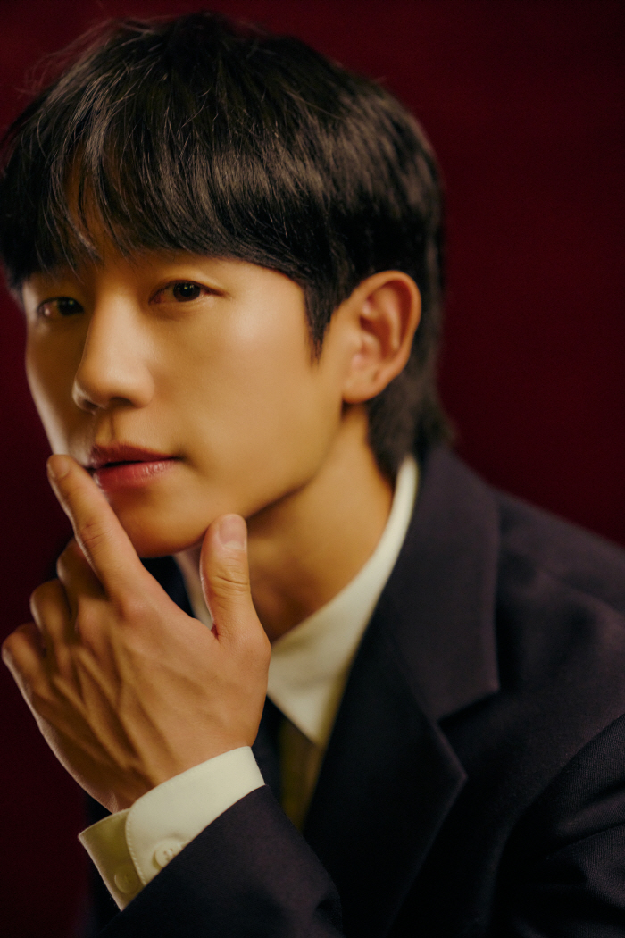  Jung Hae-in sings well. He sings drama OST himself