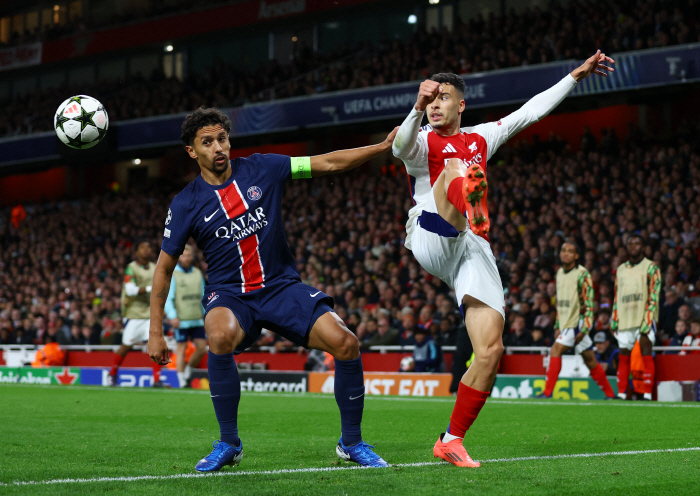 Was the wall high in UCL? 'It's too bad' Lee Kang-in played full-time  no-turn mid-range shots → blocked by an iron wall defense...PSG lose 0-2 to Arsenal