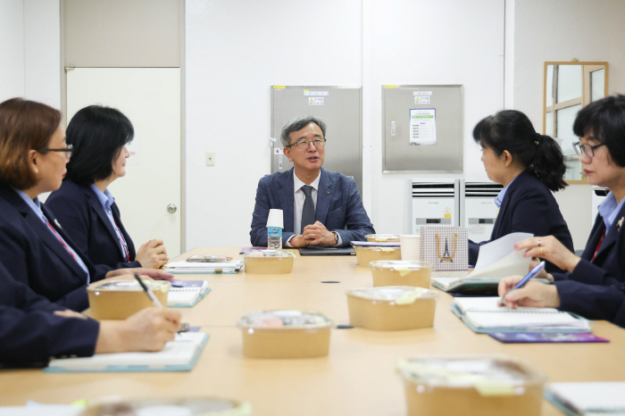  The Korean Horse Association will implement core values with field workers 'ethics, integrity'