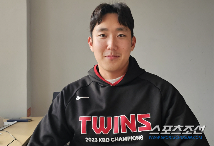 'The only non-star in last year's Korean Series'→2nd place in the domestic ERA, PS Cho-joon. Gave up 10 wins for PS. 'It's okay if you don't win 10 games at all' 