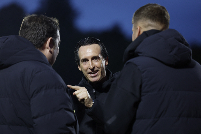 'You're a bad director''''Light threshold'' Summoning even Ten Hach's miserable daysAV, learn some from Emery