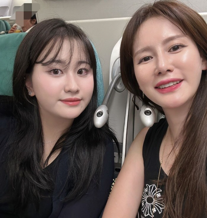 'An Jung-hwan ♥' Lee Hye-won's full experience for 19th-grade adults with her daughter from a prestigious university in the U.S. 'It was very good'('Sunnumpae')