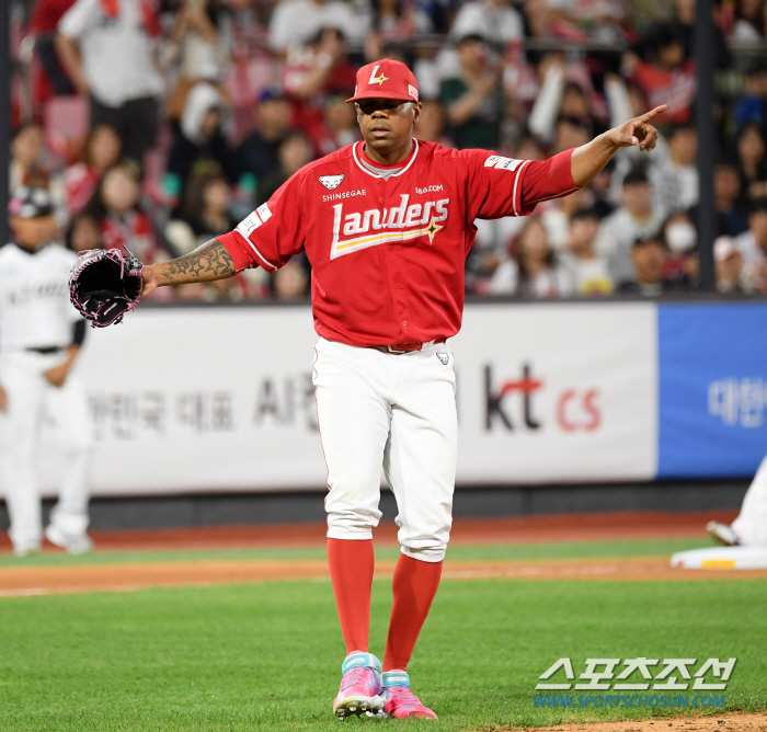 'SSG pitchers alone have 4 candidates' KBO September-October MVP, who will it be?