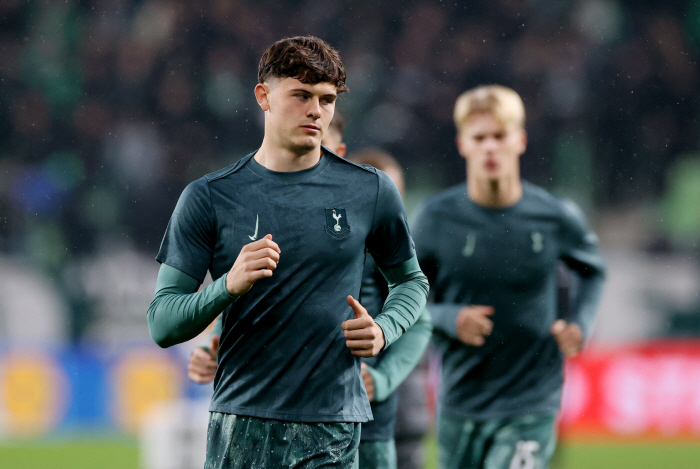 Without Son Heung-min, Brennan Johnson is king...Tottenham win 2-1 at Ferencvaros '5 consecutive wins'