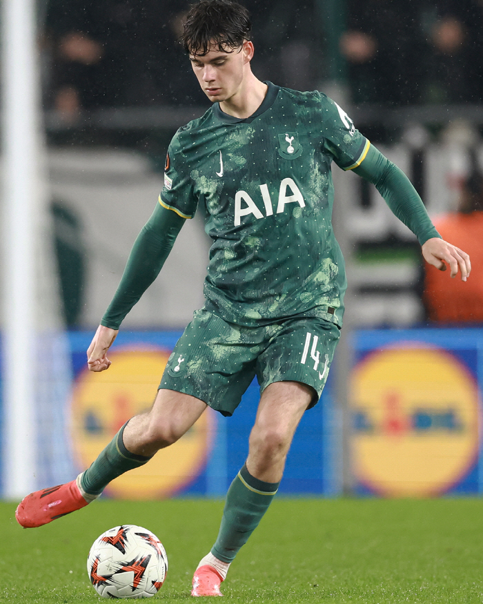 Without Son Heung-min, Brennan Johnson is king...Tottenham win 2-1 at Ferencvaros '5 consecutive wins'