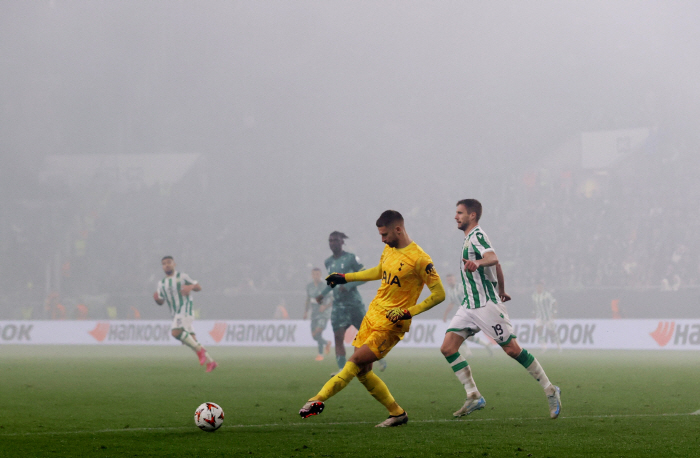 You're good even without the captain, Son Heungmin!→'Johnson scored in five consecutive games'SON successor born in 2007' Tottenham won 2-1 against Ferencvaros...5 consecutive wins in official games