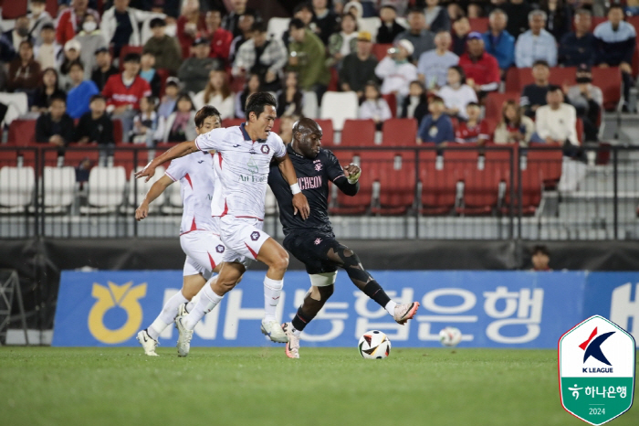 Bucheon fans → Chungbuk Cheongju team clash'Hurried Bucheon FC, 'Choi Yoon-gyeom resigns' 0-0 draw with Chungbuk Cheongju