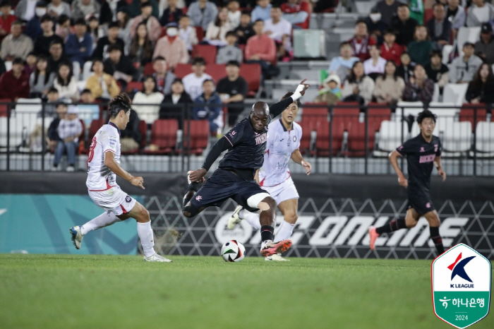 Bucheon fans → Chungbuk Cheongju team clash'Hurried Bucheon FC, 'Choi Yoon-gyeom resigns' 0-0 draw with Chungbuk Cheongju