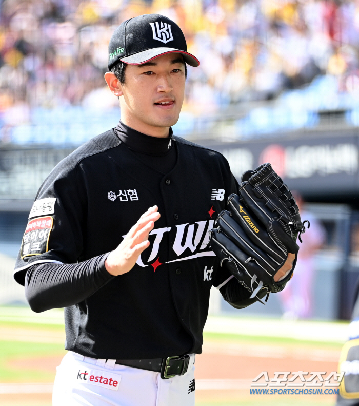 ''It deserves 10.7 billion won' Go Young-pyo, who took a day off, lost one run in four innings...QS class gold and gold pitching 