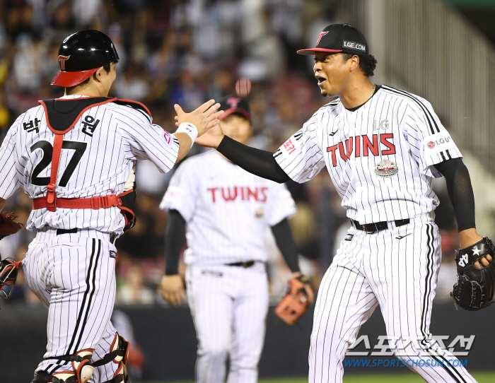 Major leaguers learned to curve from a regular interpreter... The story of Lim Chan-gyu's curve passed down to Hernandez 