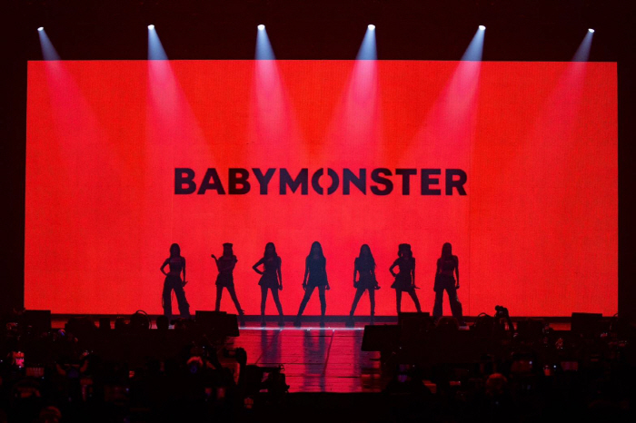 Baby Monster 'Guest Glory at 2NE1 Concert in 10 years'