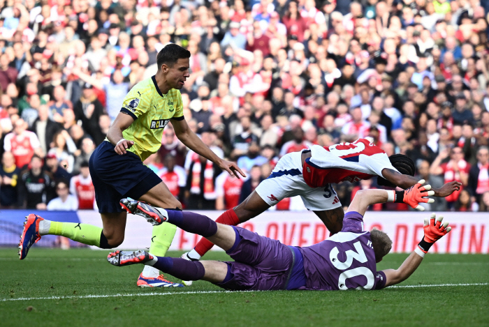 'Fan Persieweight FW' Havertz's 7th consecutive home goal →'EPL home 400 wins' Arsenal come from behind to win 3-1 against Southampton...a seven-game unbeaten streak in the league